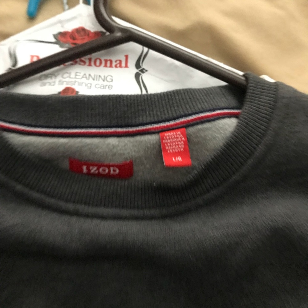 Grey sweater izod